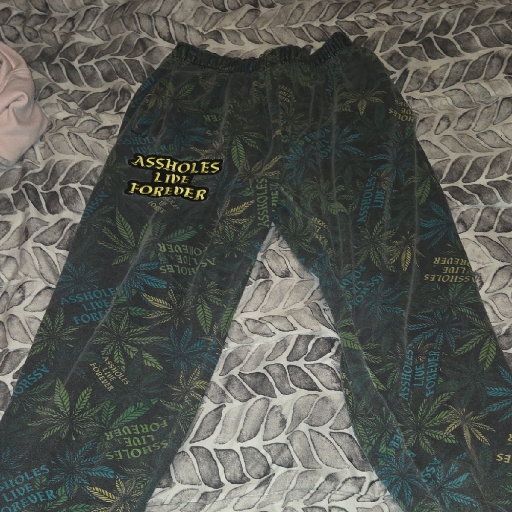 Graphic Swet Pants